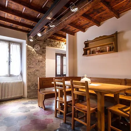 Vecchio Borgo *