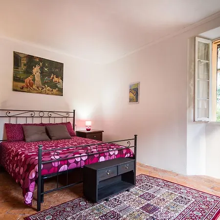 Vecchio Borgo Holiday home Torno